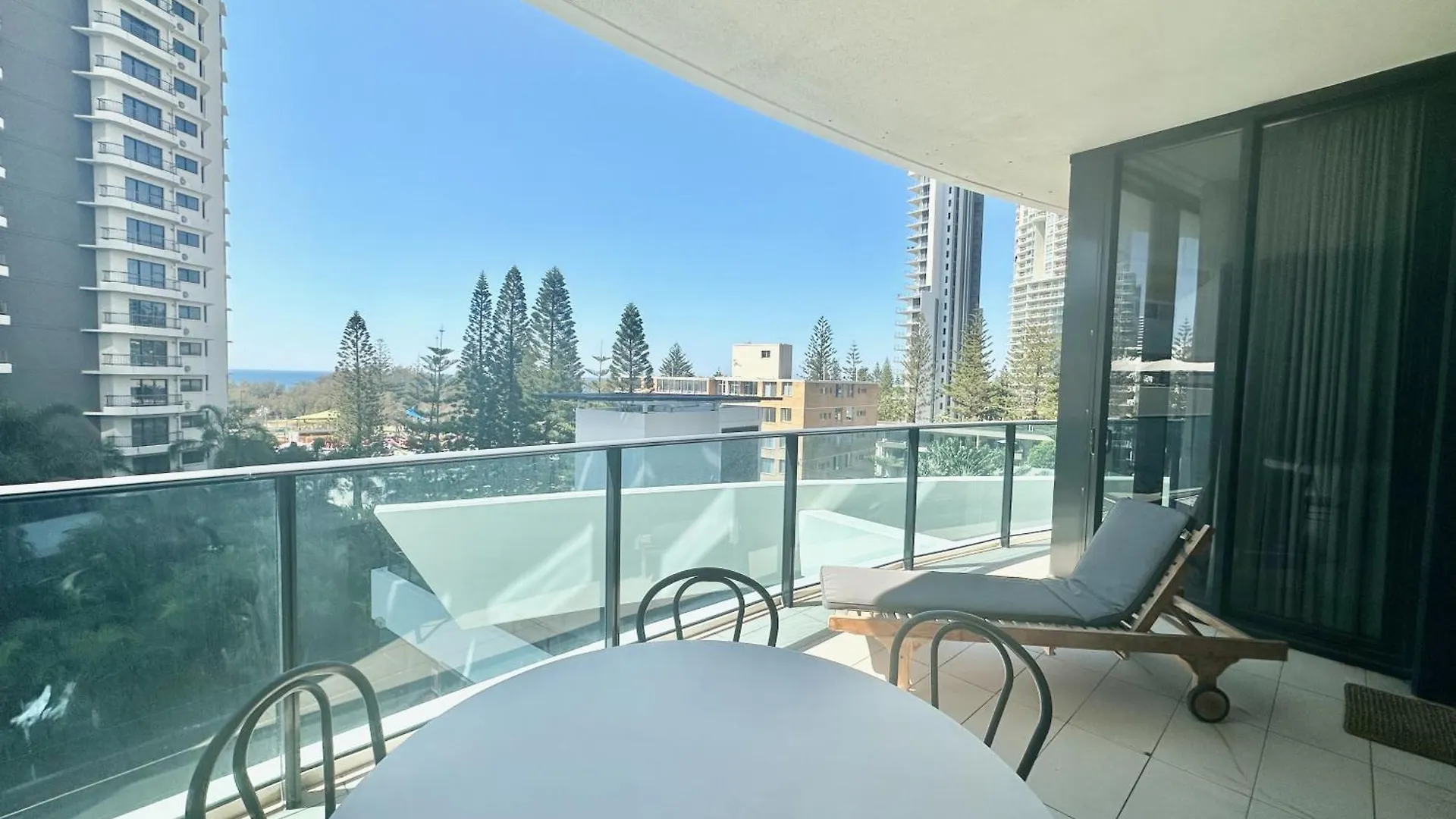 Luxury Oracle Tower 1, 4Th Floor East View Apartment Gold Coast