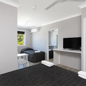 3* Мотель Burleigh